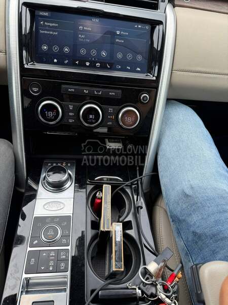 Land Rover Discovery 