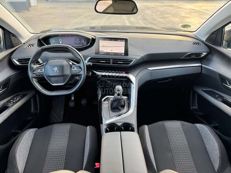 Peugeot 3008 1.2 PureTech Allure