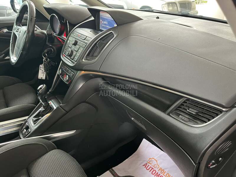 Opel Zafira 1.4i SELECTION ŠWICA