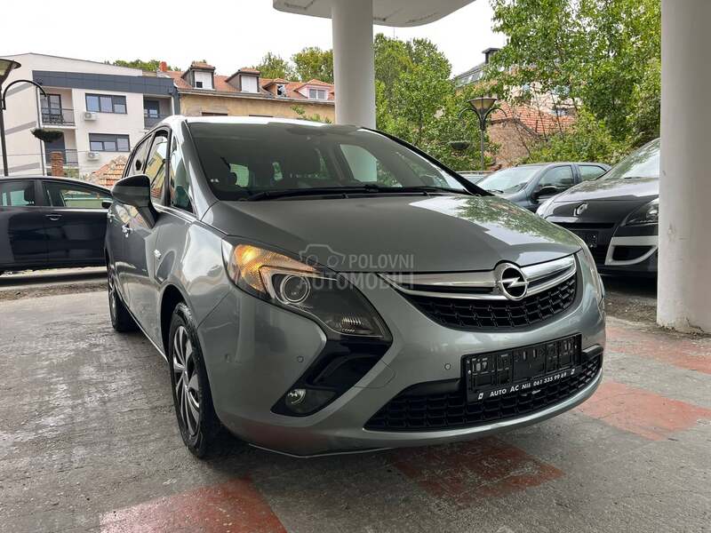 Opel Zafira 1.4i SELECTION ŠWICA