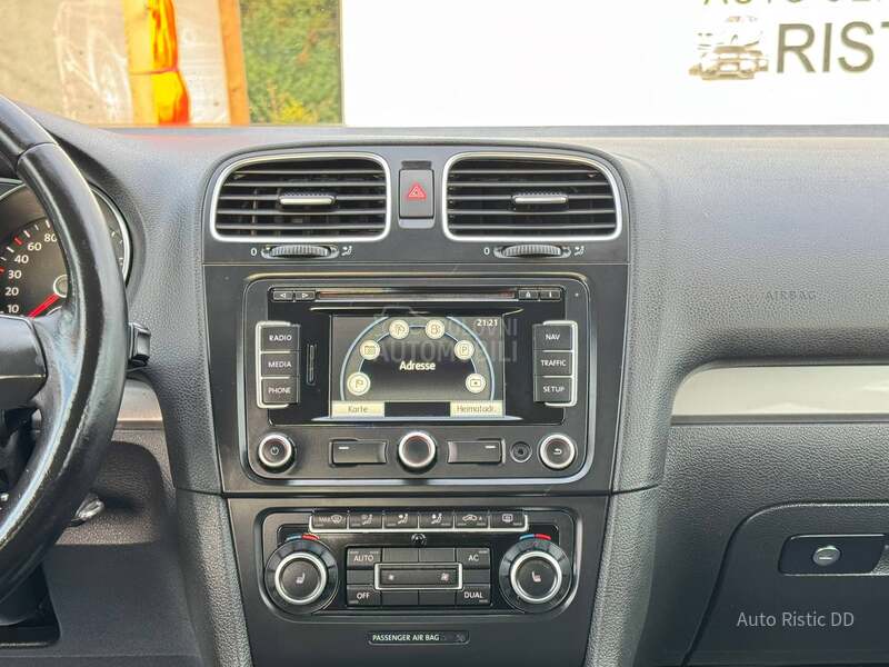 Volkswagen Golf 6 HIGHLINE NA-VI  T0P