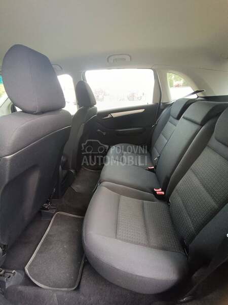 Mercedes Benz B 200 
