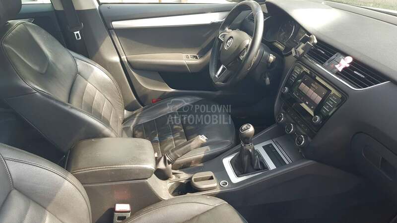 Škoda Octavia 1.4TSI ELEGANCE CH