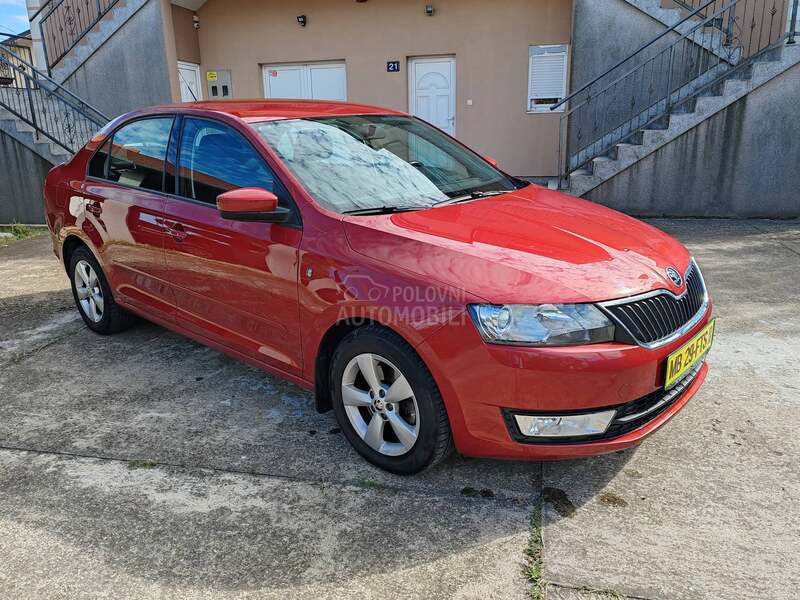 Škoda Rapid 1.6 tdi xenon