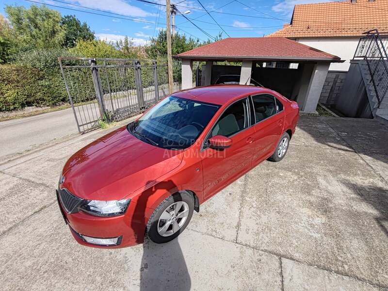 Škoda Rapid 1.6 tdi xenon