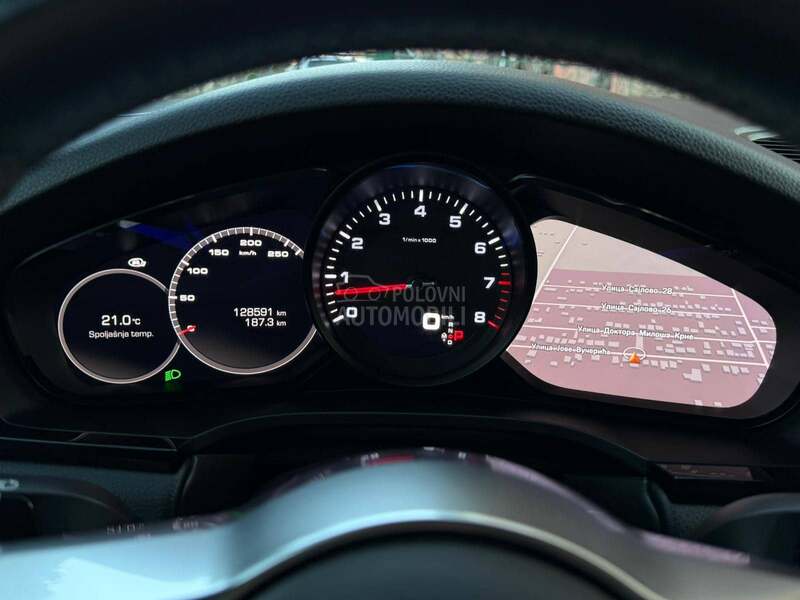 Porsche Cayenne 3,0 GTS 123000 NOV