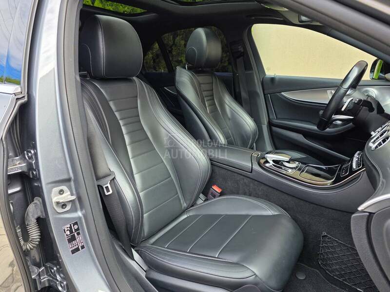 Mercedes Benz E 220 AMG