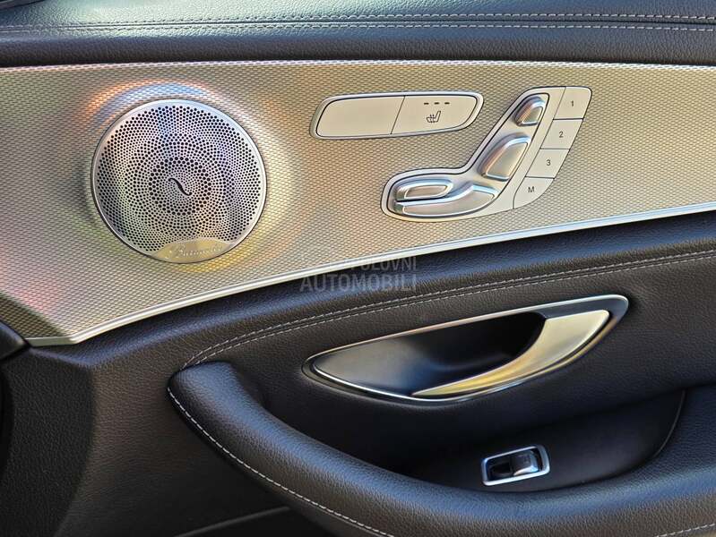 Mercedes Benz E 220 AMG