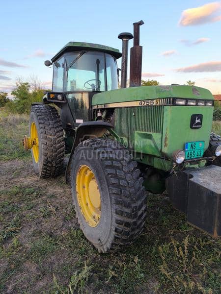 John Deere 4755