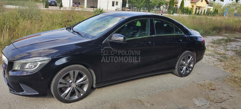 Mercedes Benz CLA 220 