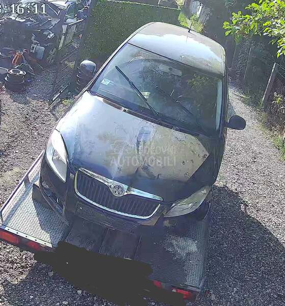 Škoda Fabia -  kompletan auto u delovima
