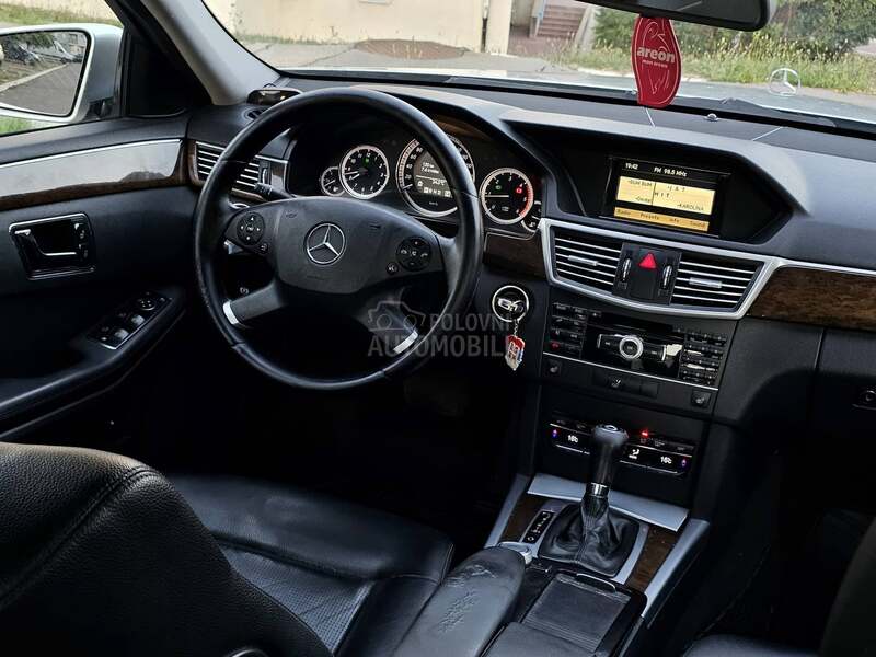Mercedes Benz E 200 2.2CDI REGG