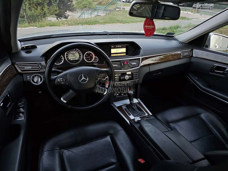 Mercedes Benz E 200 2.2CDI REGG