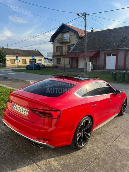Audi S5 RS