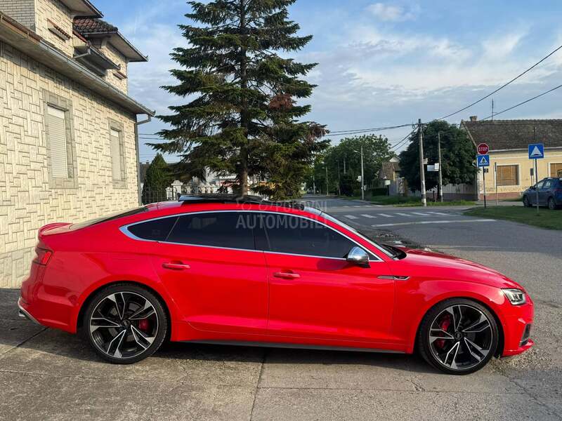 Audi S5 RS