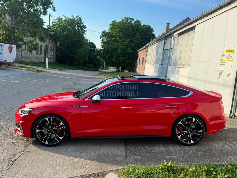 Audi S5 RS
