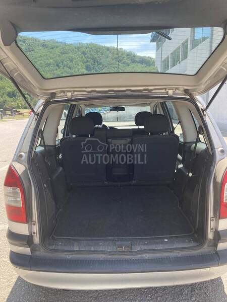 Opel Zafira 