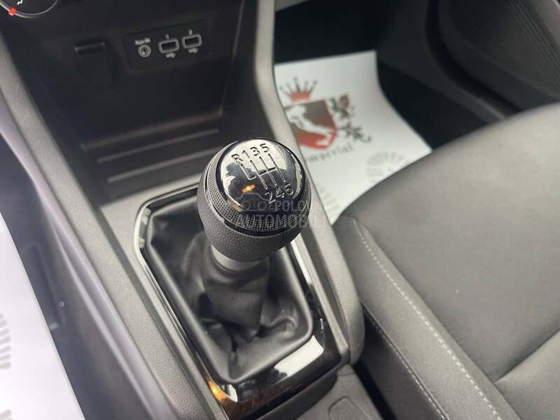 Renault Clio 1.0 B