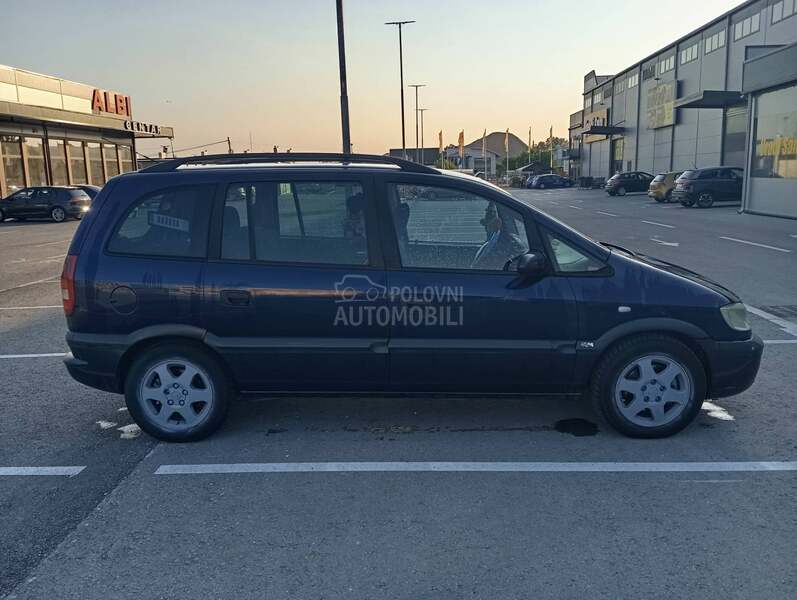 Opel Zafira 2000