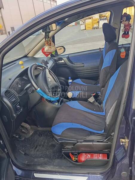 Opel Zafira 2000