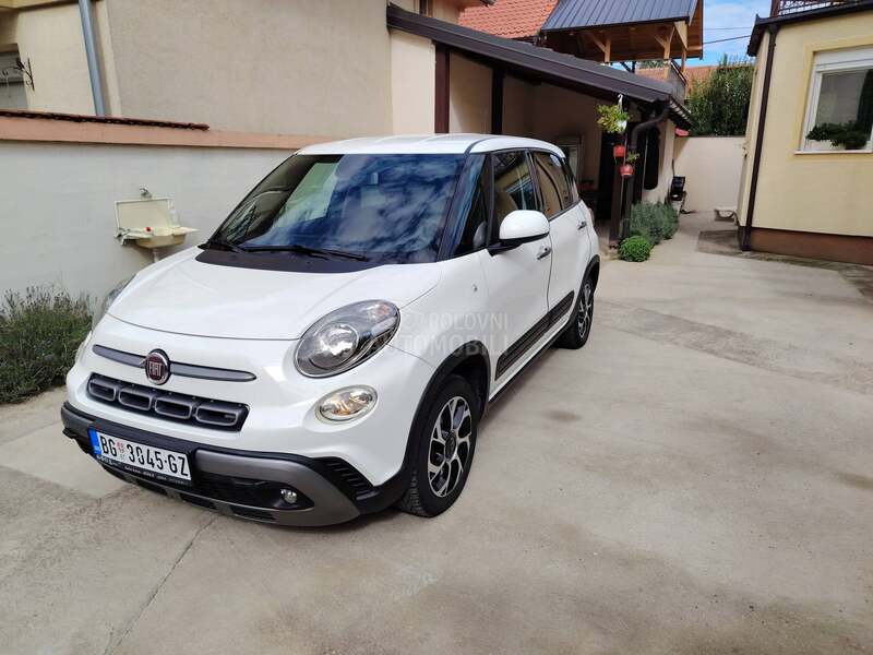 Fiat 500L CROSS