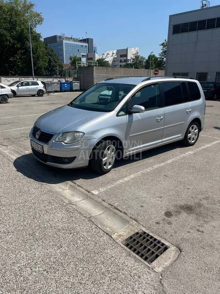 Volkswagen Touran 2.0 TDI Reg