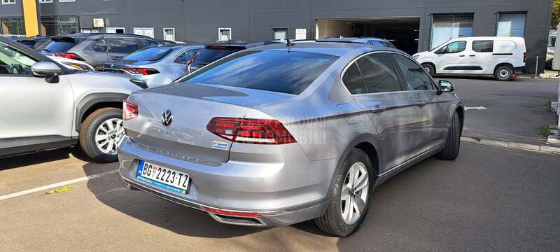 Volkswagen Passat B8 ELEGANCE 2.0 TDI DSG
