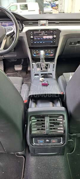 Volkswagen Passat B8 ELEGANCE 2.0 TDI DSG