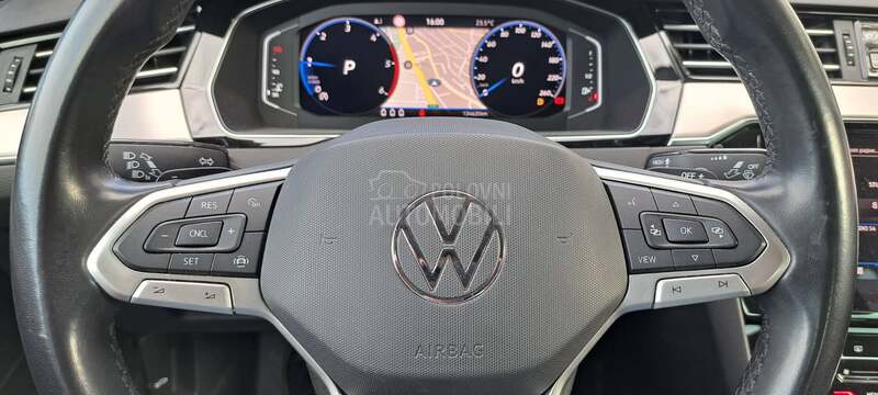 Volkswagen Passat B8 ELEGANCE 2.0 TDI DSG
