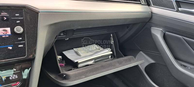 Volkswagen Passat B8 ELEGANCE 2.0 TDI DSG