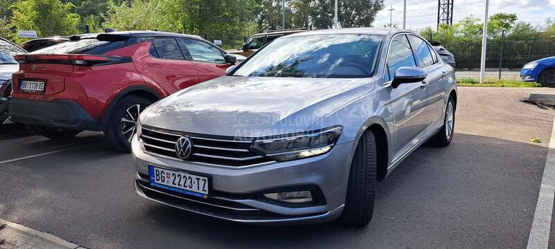 Volkswagen Passat B8 ELEGANCE 2.0 TDI DSG