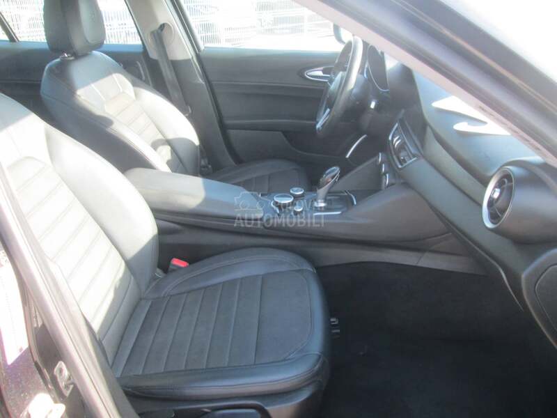 Alfa Romeo Giulia 2.2 Turbo