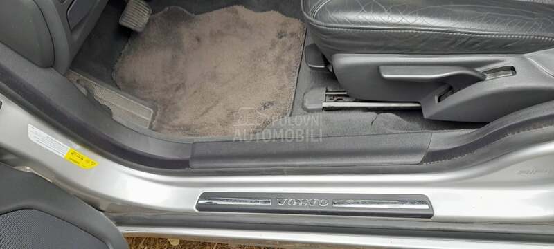 Volvo S80 2.4