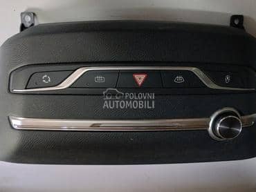 Centralna konzola za Peugeot 308 od 2013. do 2018. god.