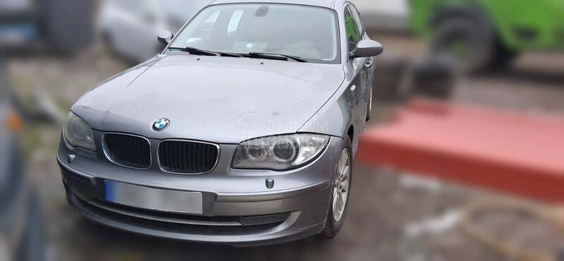BMW 120 N47D20C 2009. god. -  kompletan auto u delovima