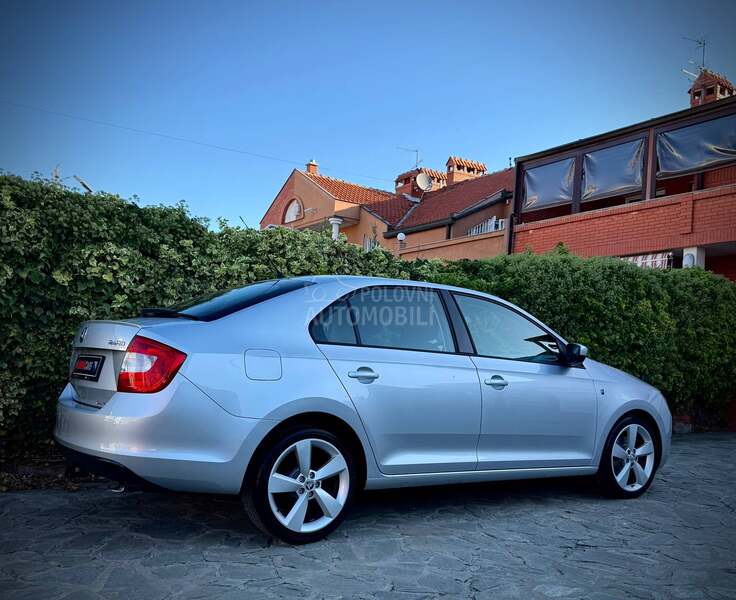 Škoda Rapid DSG CH