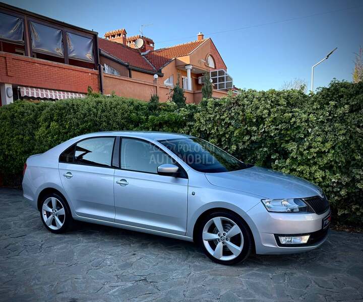 Škoda Rapid DSG CH