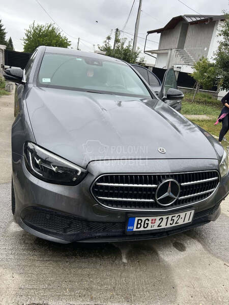 Mercedes Benz E 220 NOV