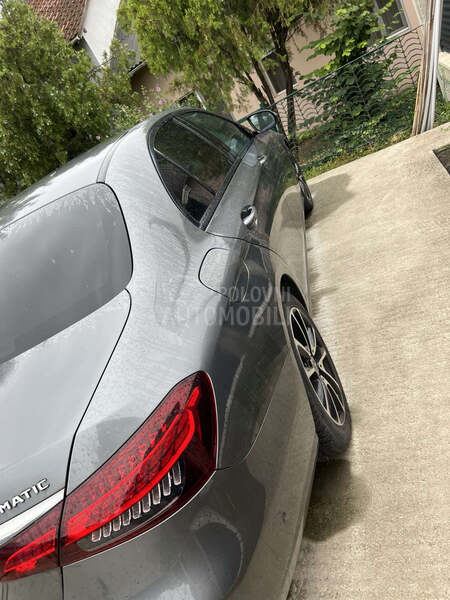 Mercedes Benz E 220 NOV