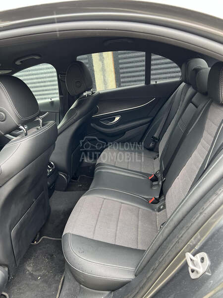 Mercedes Benz E 220 NOV
