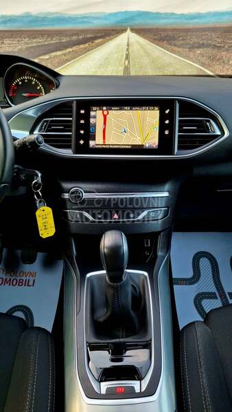 Peugeot 308 1.2-1.0.0 .K.M