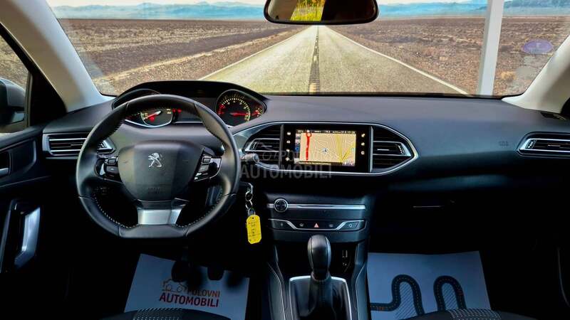 Peugeot 308 1.2-1.0.0 .K.M