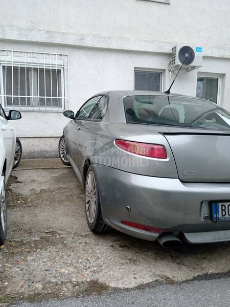 Alfa Romeo GT 