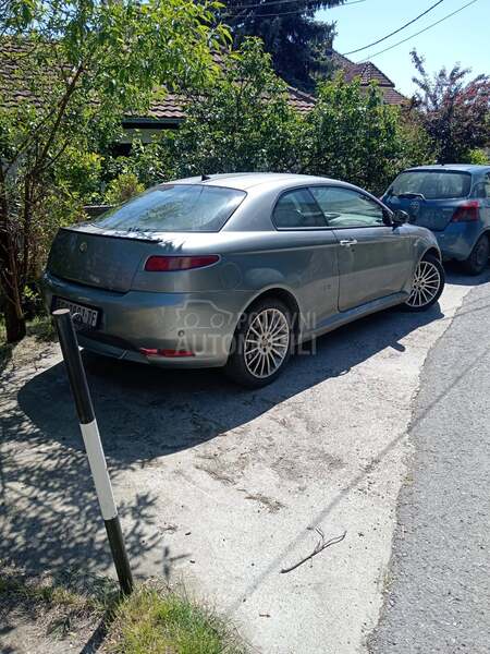 Alfa Romeo GT 