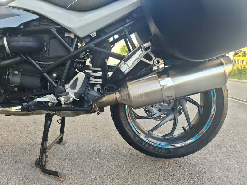 BMW R1200R