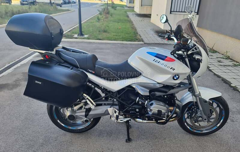 BMW R1200R