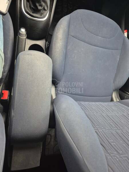 Fiat 500L 1.3 MJTD CROSS N1