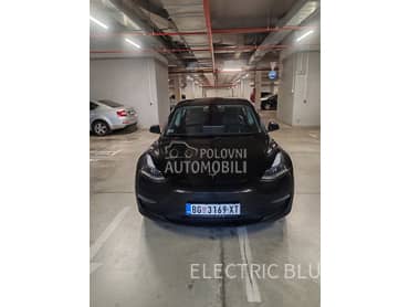 Tesla Model 3 Long range