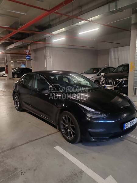 Tesla Model 3 Long range