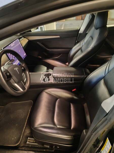 Tesla Model 3 Long range
